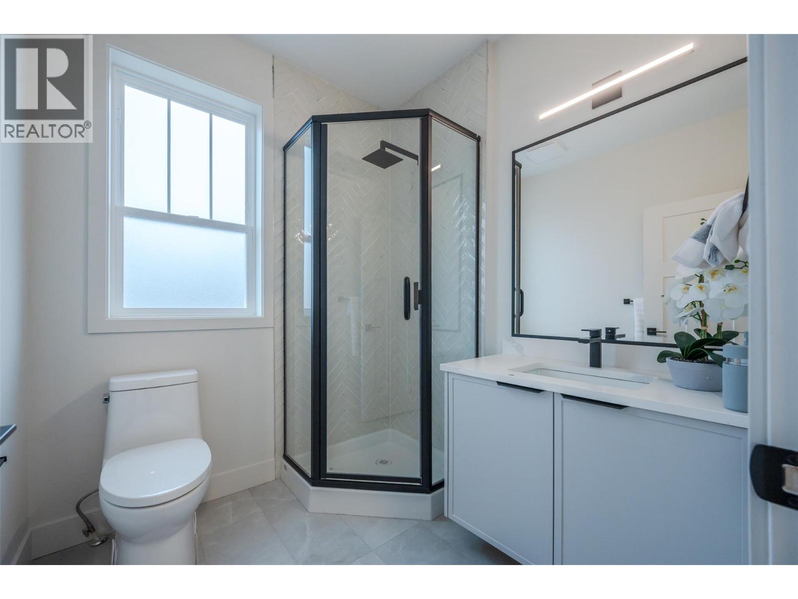 784 Argyle Street Unit# 102, Penticton, British Columbia  V2A 0J6 - Photo 14 - 10371694