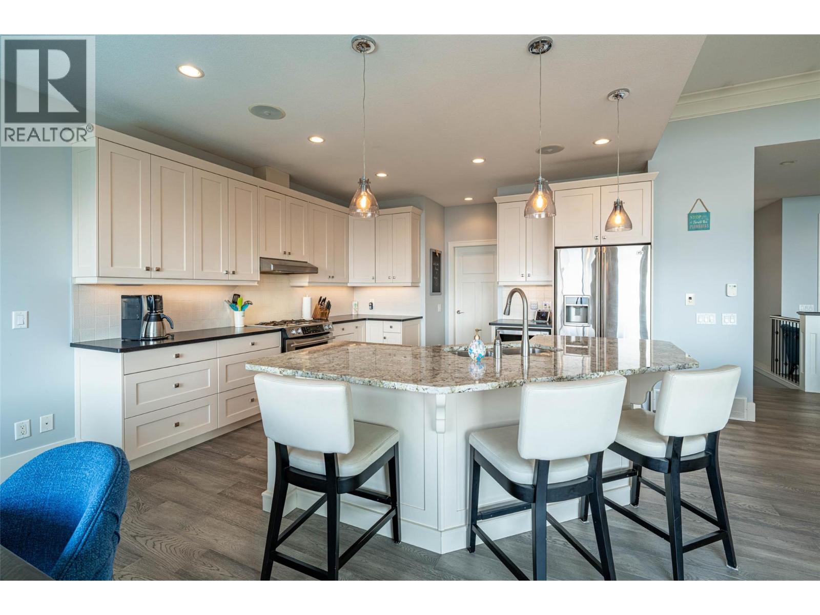 6905 Foothills Drive, Vernon, British Columbia  V1B 4B1 - Photo 10 - 10371769