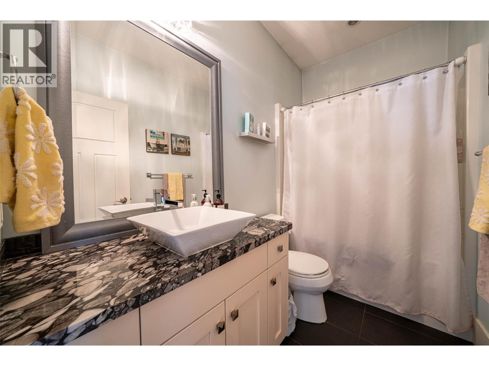 6905 Foothills Drive, Vernon, British Columbia  V1B 4B1 - Photo 34 - 10371769