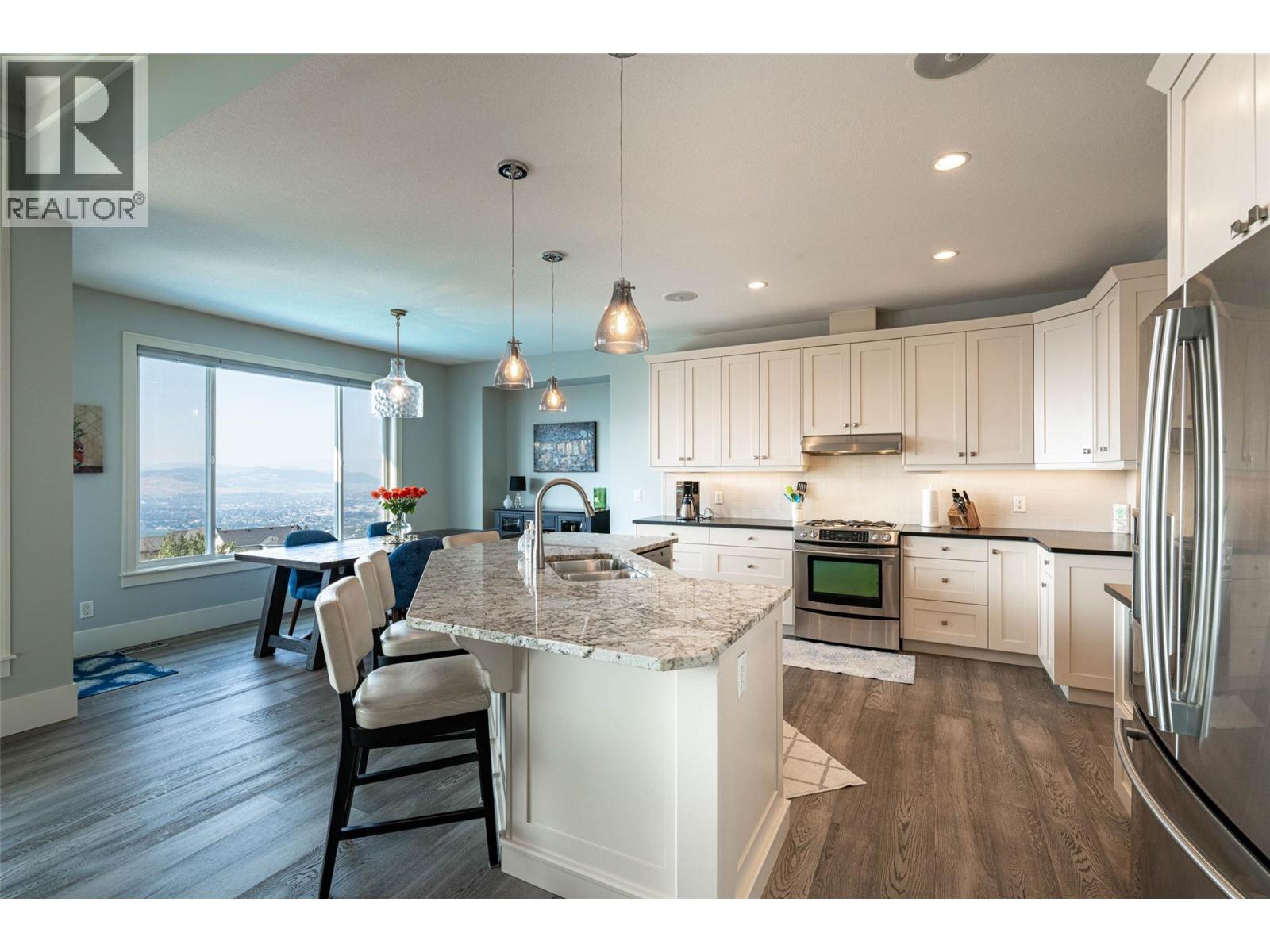 6905 Foothills Drive, Vernon, British Columbia  V1B 4B1 - Photo 9 - 10371769