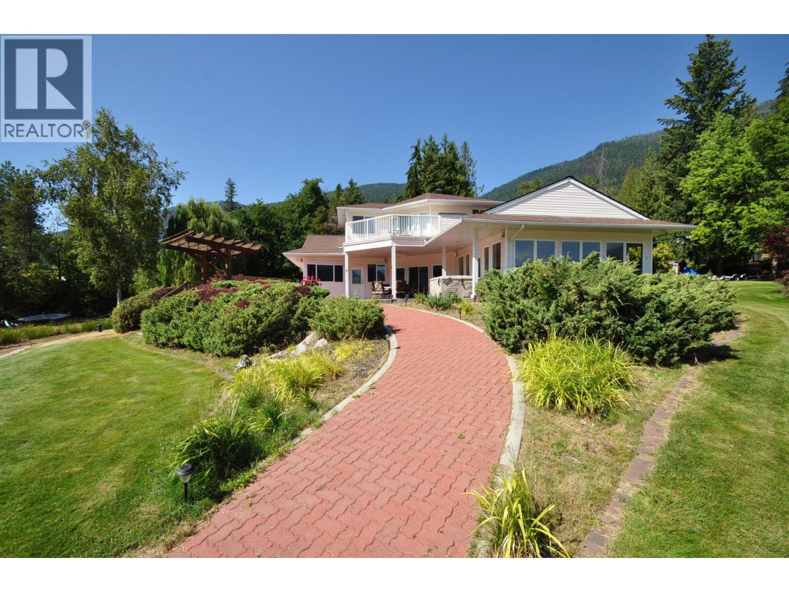 2194 3a Highway, Nelson, British Columbia  V1L 6K5 - Photo 18 - 10371813