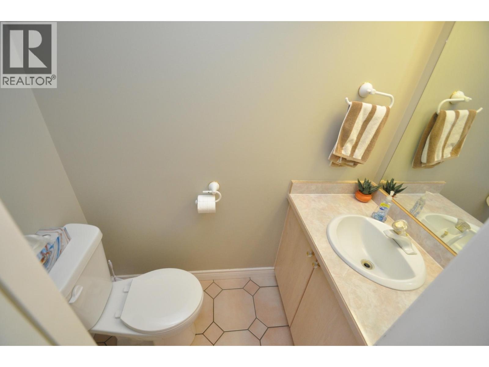 2194 3a Highway, Nelson, British Columbia  V1L 6K5 - Photo 29 - 10371813
