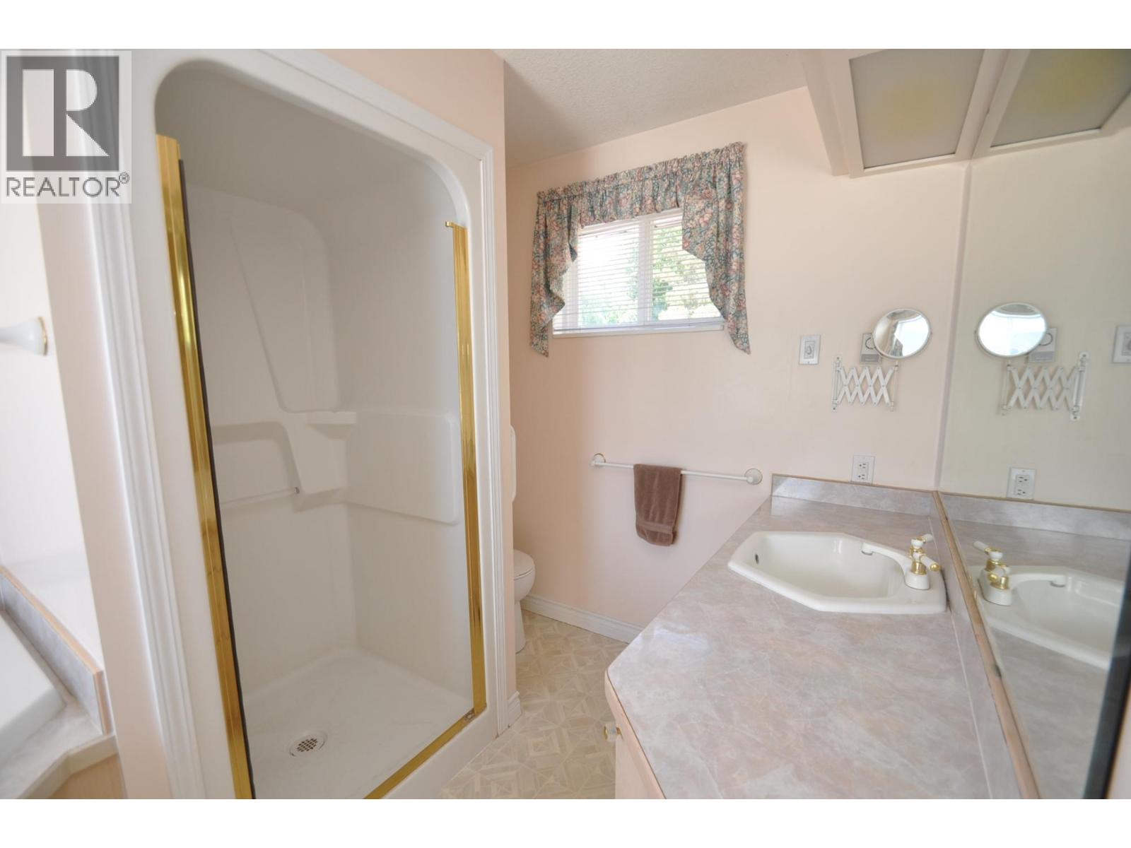 2194 3a Highway, Nelson, British Columbia  V1L 6K5 - Photo 32 - 10371813