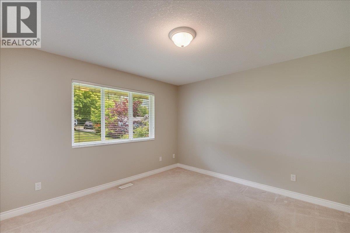 2194 3a Highway, Nelson, British Columbia  V1L 6K5 - Photo 39 - 10371813