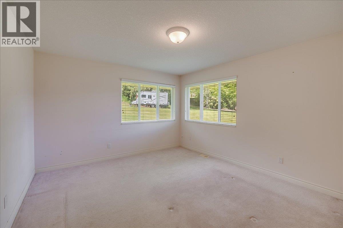 2194 3a Highway, Nelson, British Columbia  V1L 6K5 - Photo 43 - 10371813