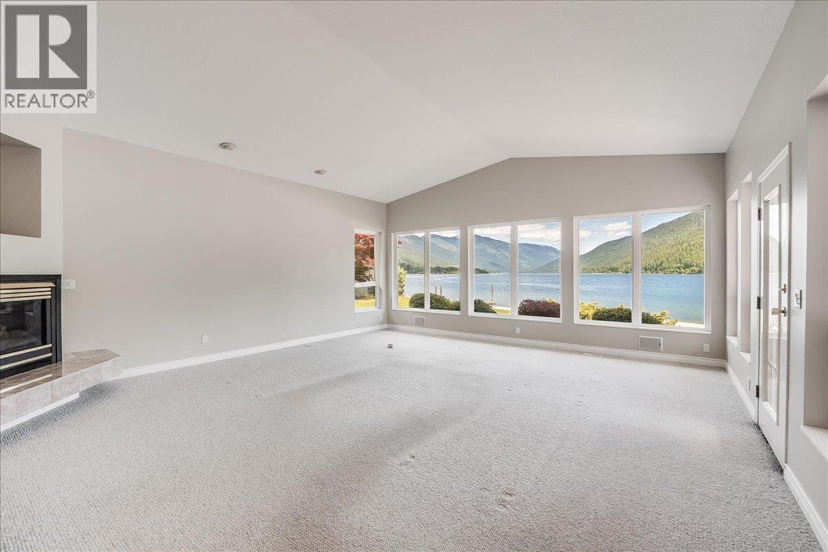 2194 3a Highway, Nelson, British Columbia  V1L 6K5 - Photo 45 - 10371813