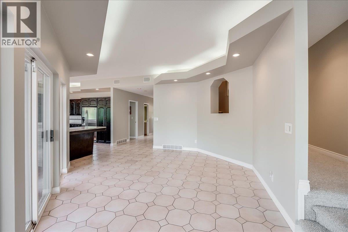 2194 3a Highway, Nelson, British Columbia  V1L 6K5 - Photo 47 - 10371813