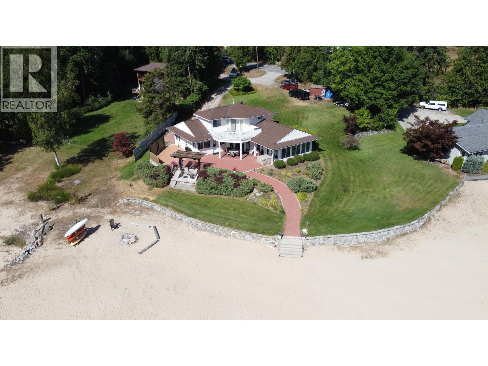 2194 3a Highway, Nelson, British Columbia  V1L 6K5 - Photo 9 - 10371813