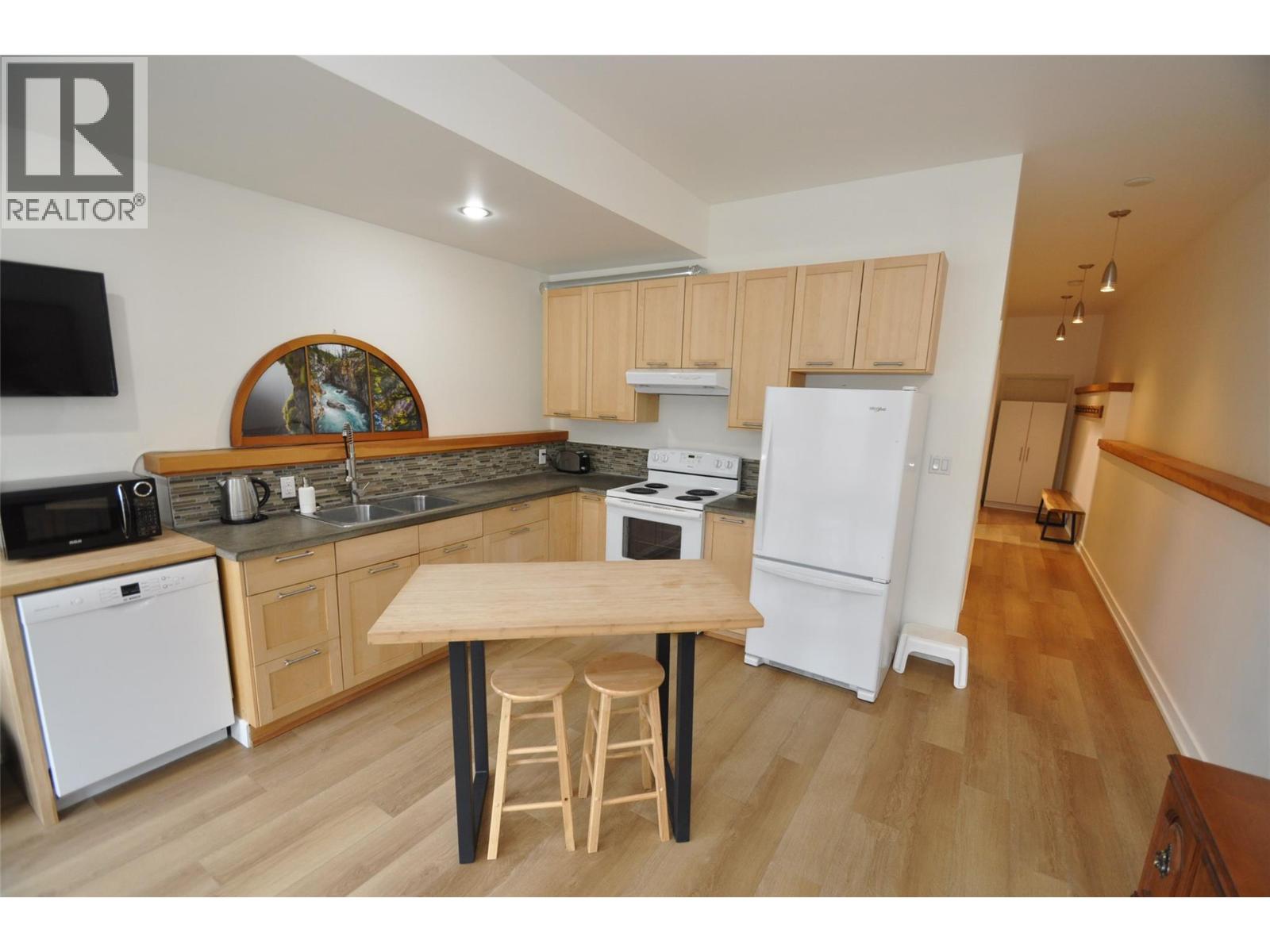 1211 Front Street, Nelson, British Columbia  V1L 4C1 - Photo 40 - 10371812