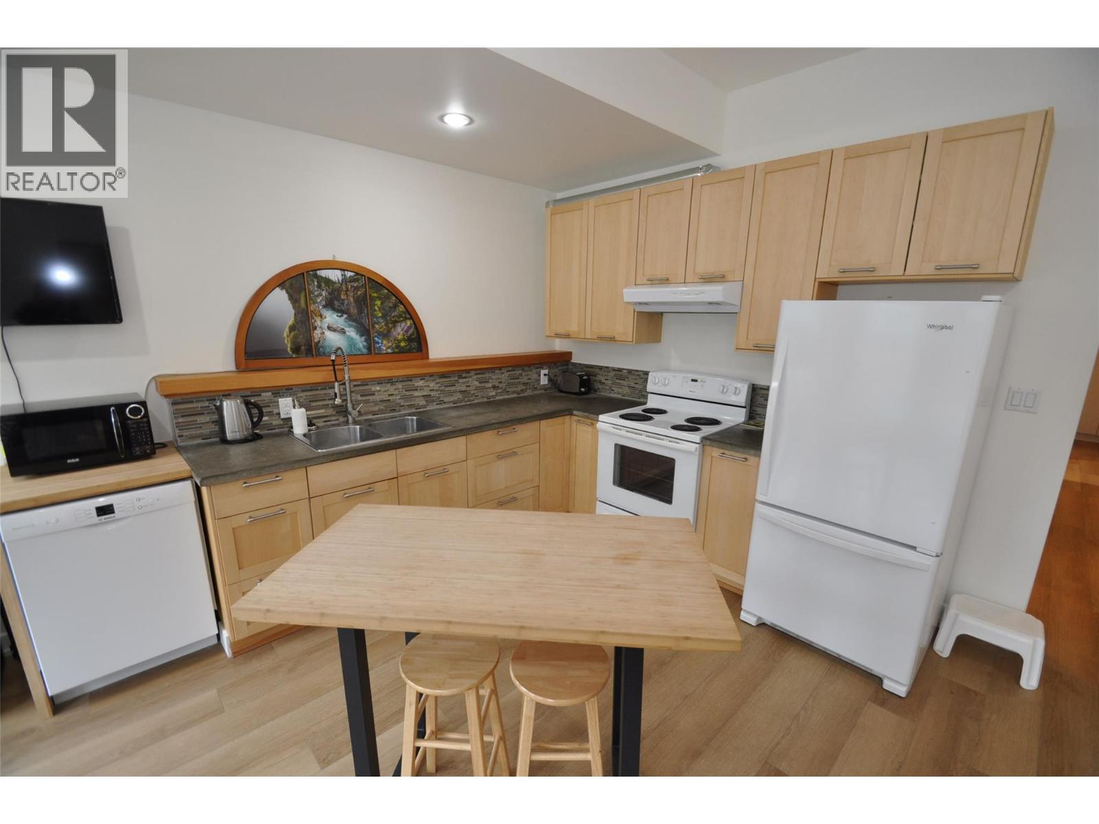 1211 Front Street, Nelson, British Columbia  V1L 4C1 - Photo 41 - 10371812