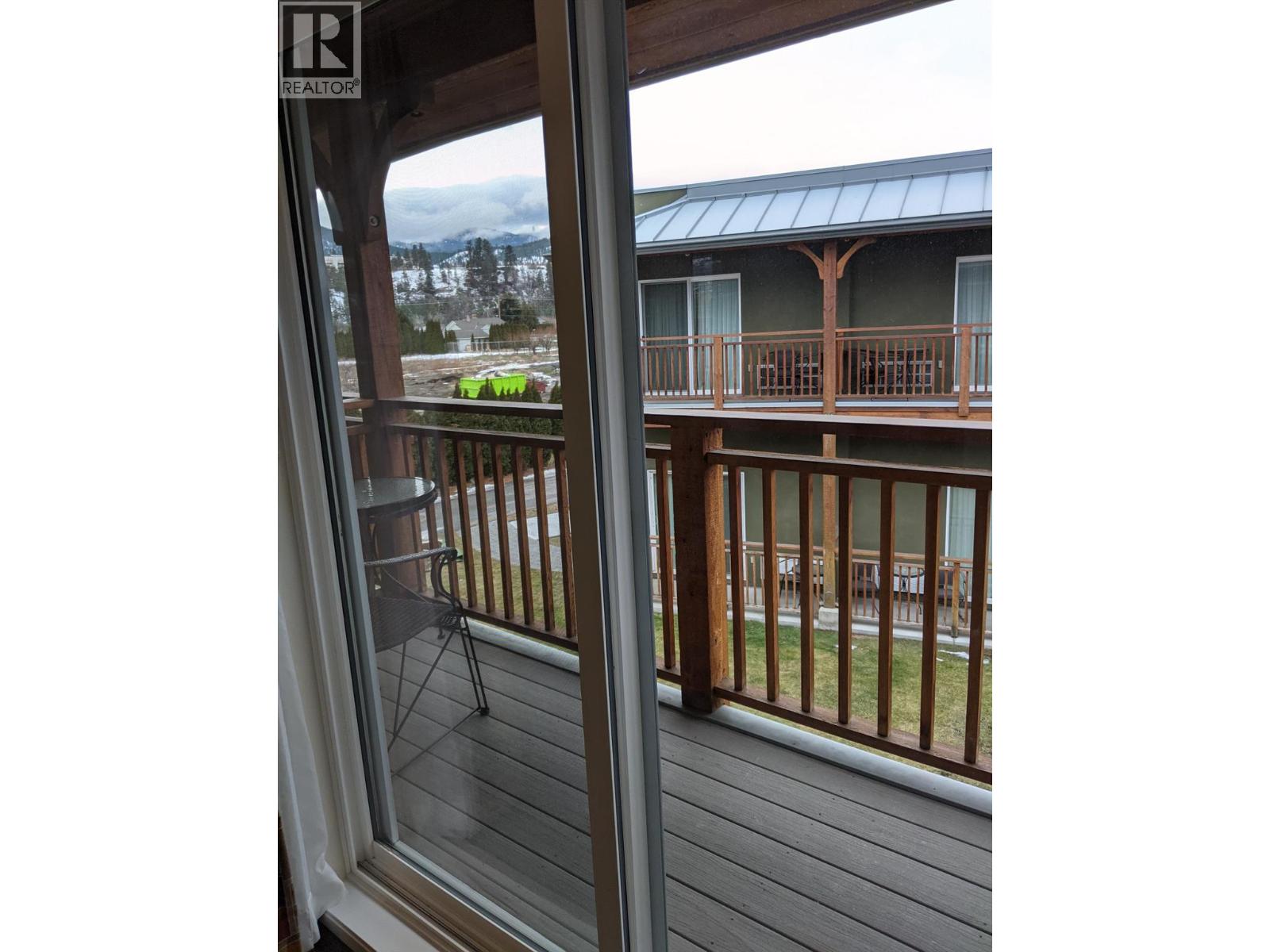 6203 Willow Avenue, Summerland, British Columbia  V0H 1Z4 - Photo 24 - 10371641