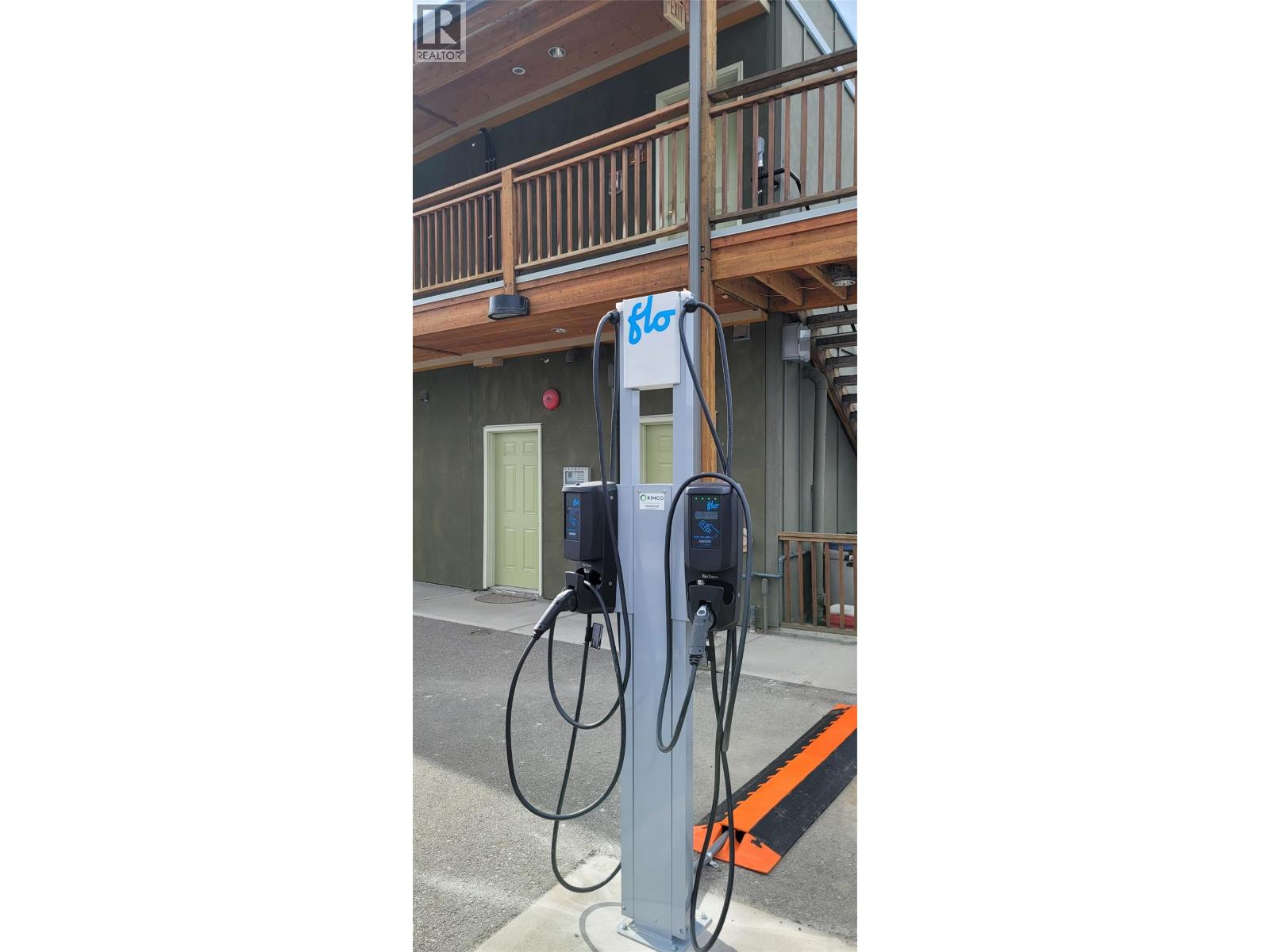 6203 Willow Avenue, Summerland, British Columbia  V0H 1Z4 - Photo 4 - 10371641