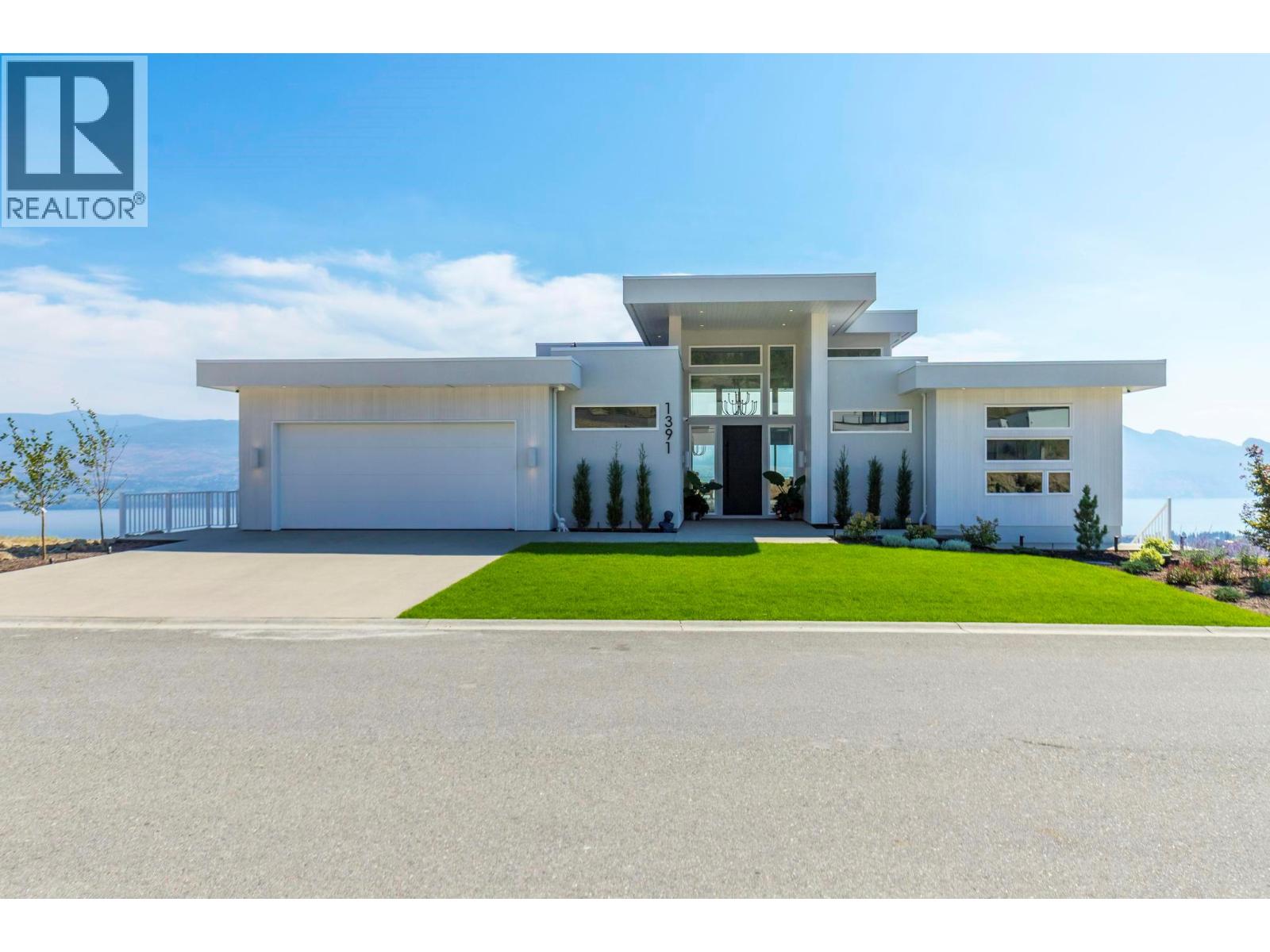 1391 Vineyard Drive, West Kelowna, British Columbia  V4T 0E9 - Photo 3 - 10371818