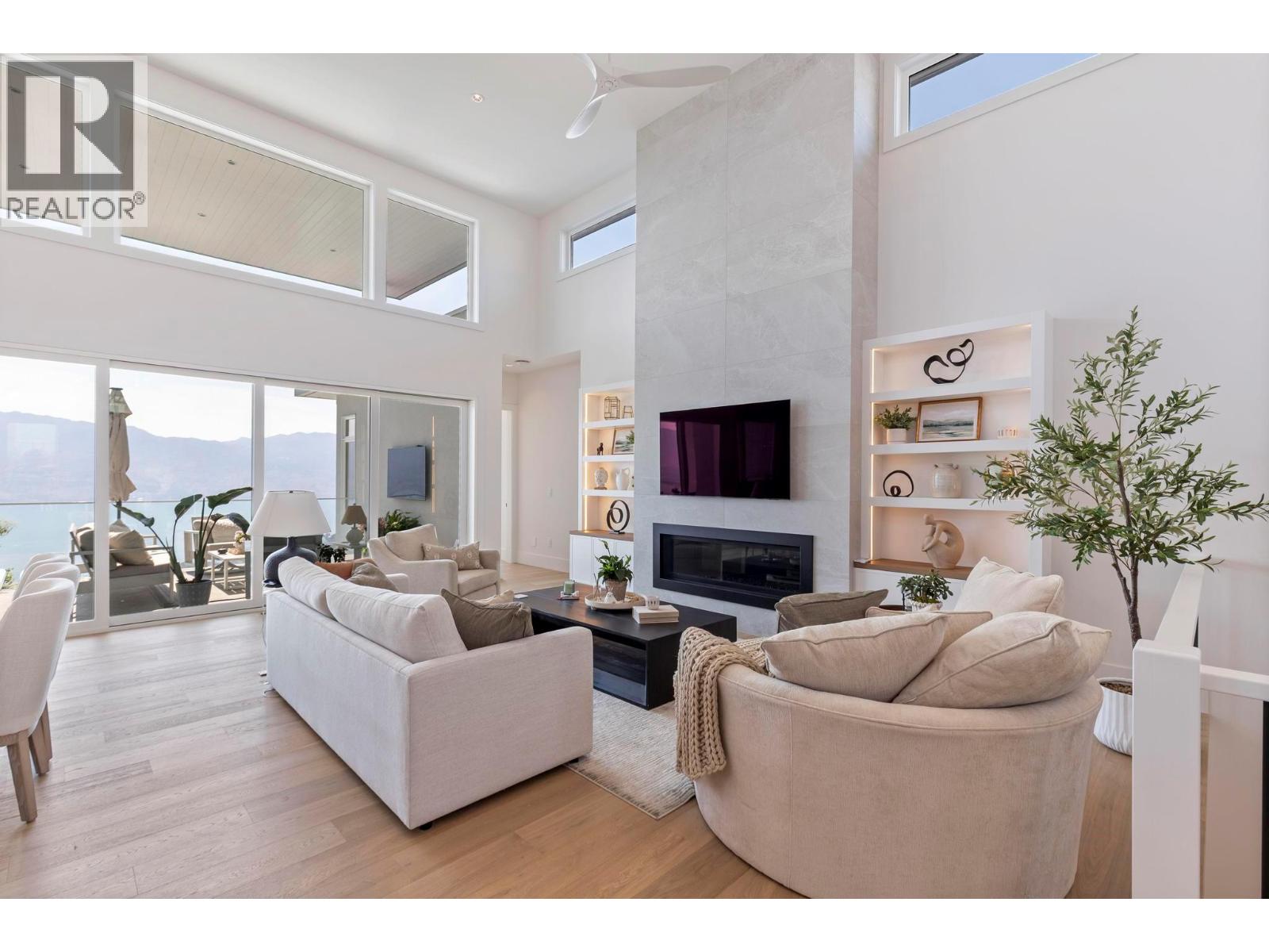 1391 Vineyard Drive, West Kelowna, British Columbia  V4T 0E9 - Photo 4 - 10371818