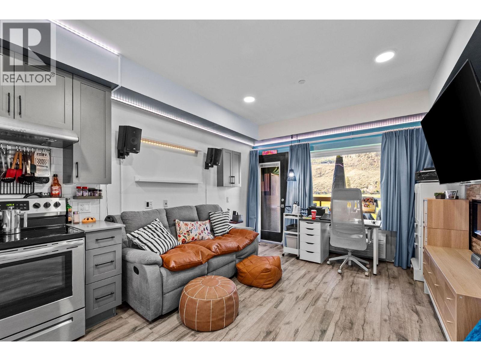 651 Dunes Drive Unit# 207, Kamloops, British Columbia  V2B 0K2 - Photo 6 - 10371747
