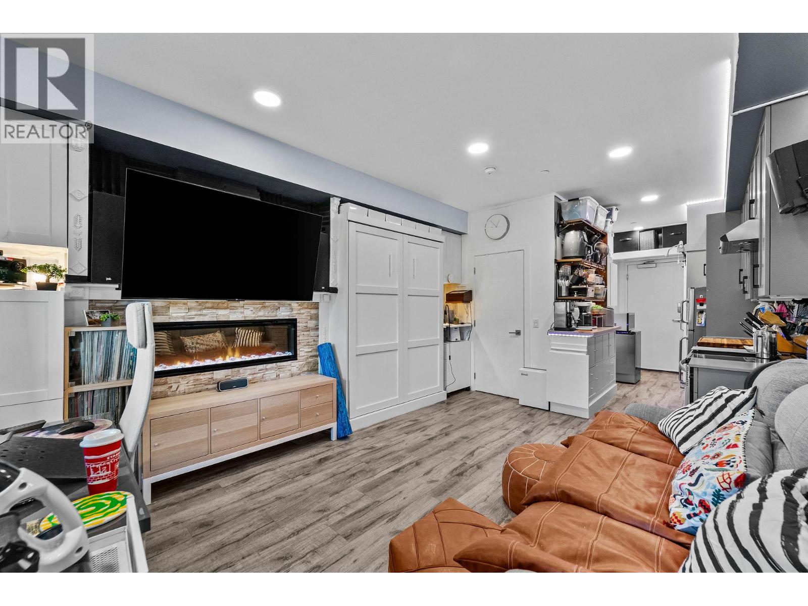 651 Dunes Drive Unit# 207, Kamloops, British Columbia  V2B 0K2 - Photo 7 - 10371747