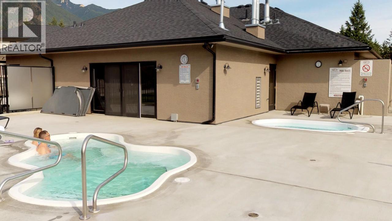 400 Bighorn Boulevard Unit# 416 D, Radium Hot Springs, British Columbia  V0A 1M0 - Photo 58 - 10371616