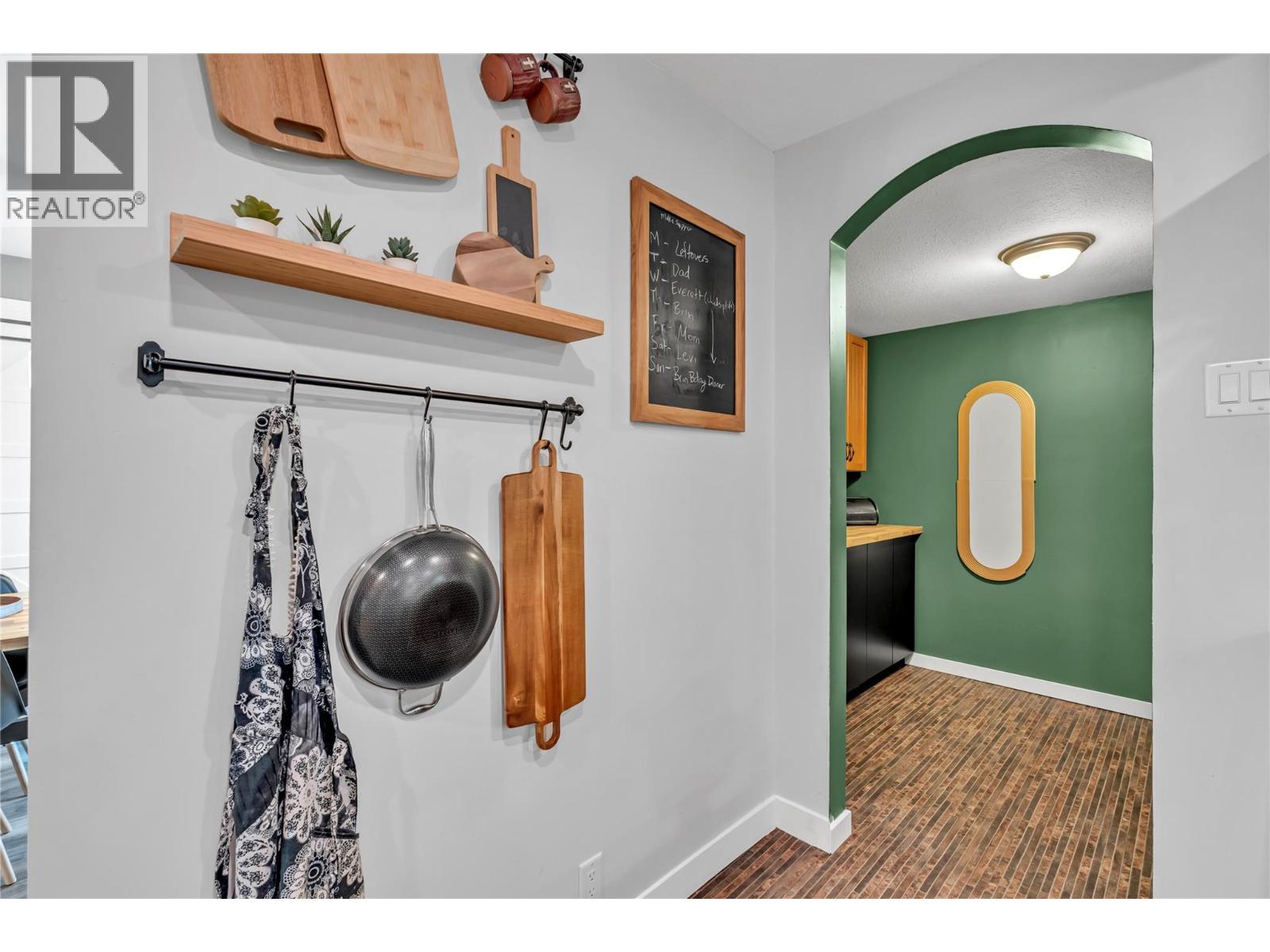 10816 Victoria Road S, Summerland, British Columbia  V0H 1Z0 - Photo 10 - 10371764