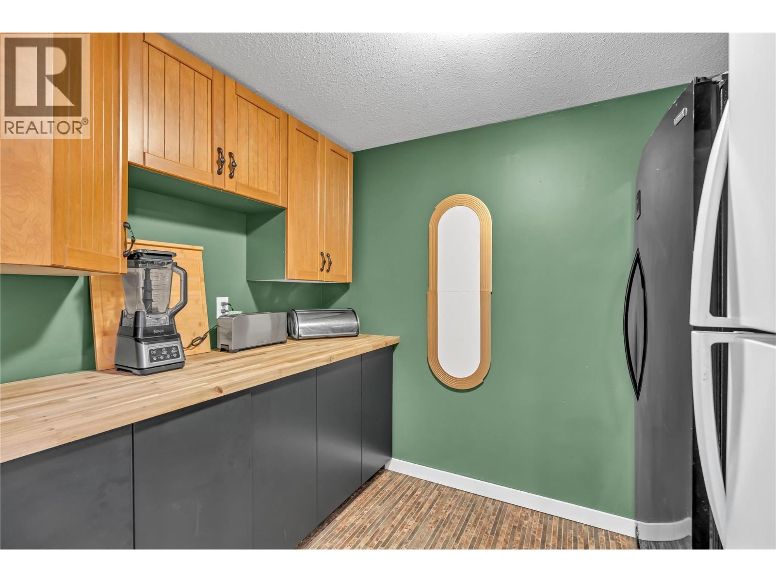 10816 Victoria Road S, Summerland, British Columbia  V0H 1Z0 - Photo 11 - 10371764