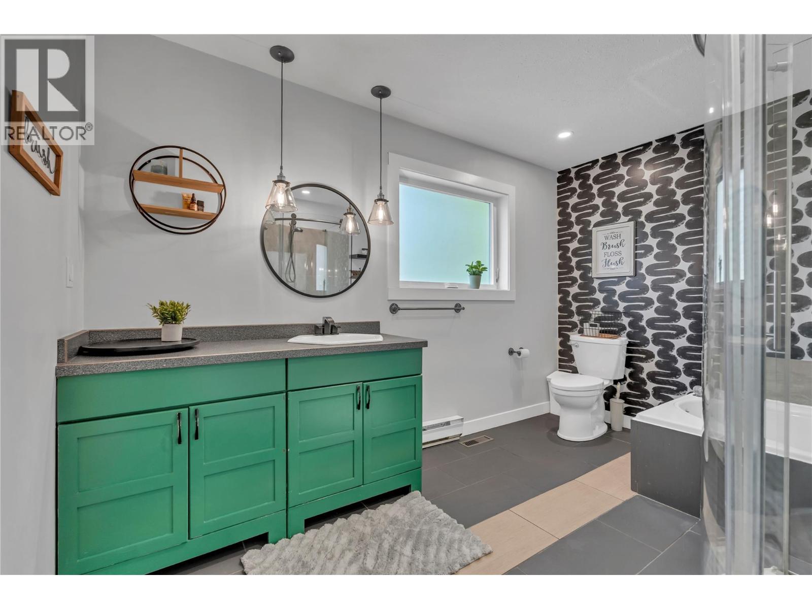 10816 Victoria Road S, Summerland, British Columbia  V0H 1Z0 - Photo 41 - 10371764