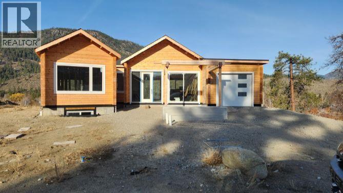 4850 Bassett Avenue, okanagan falls, British Columbia