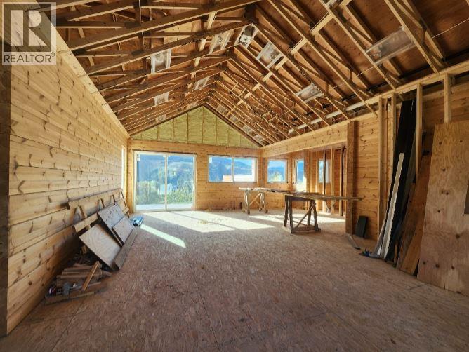4850 Bassett Avenue, Okanagan Falls, British Columbia  V0H 1R2 - Photo 3 - 10371822