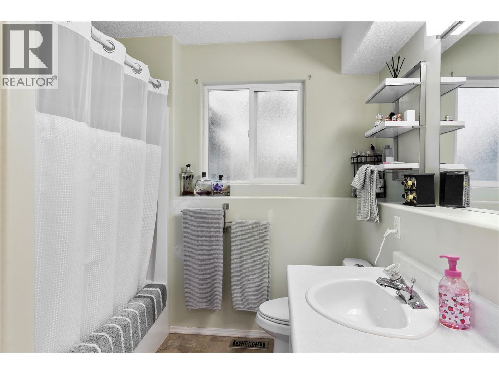 13709 Nash Drive, Coldstream, British Columbia  V1B 1X9 - Photo 39 - 10371825