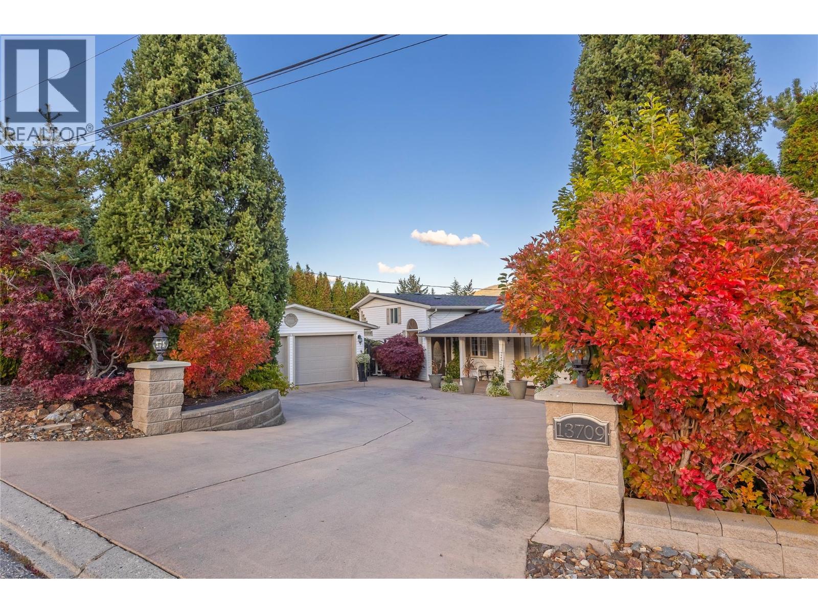 13709 Nash Drive, Coldstream, British Columbia  V1B 1X9 - Photo 4 - 10371825