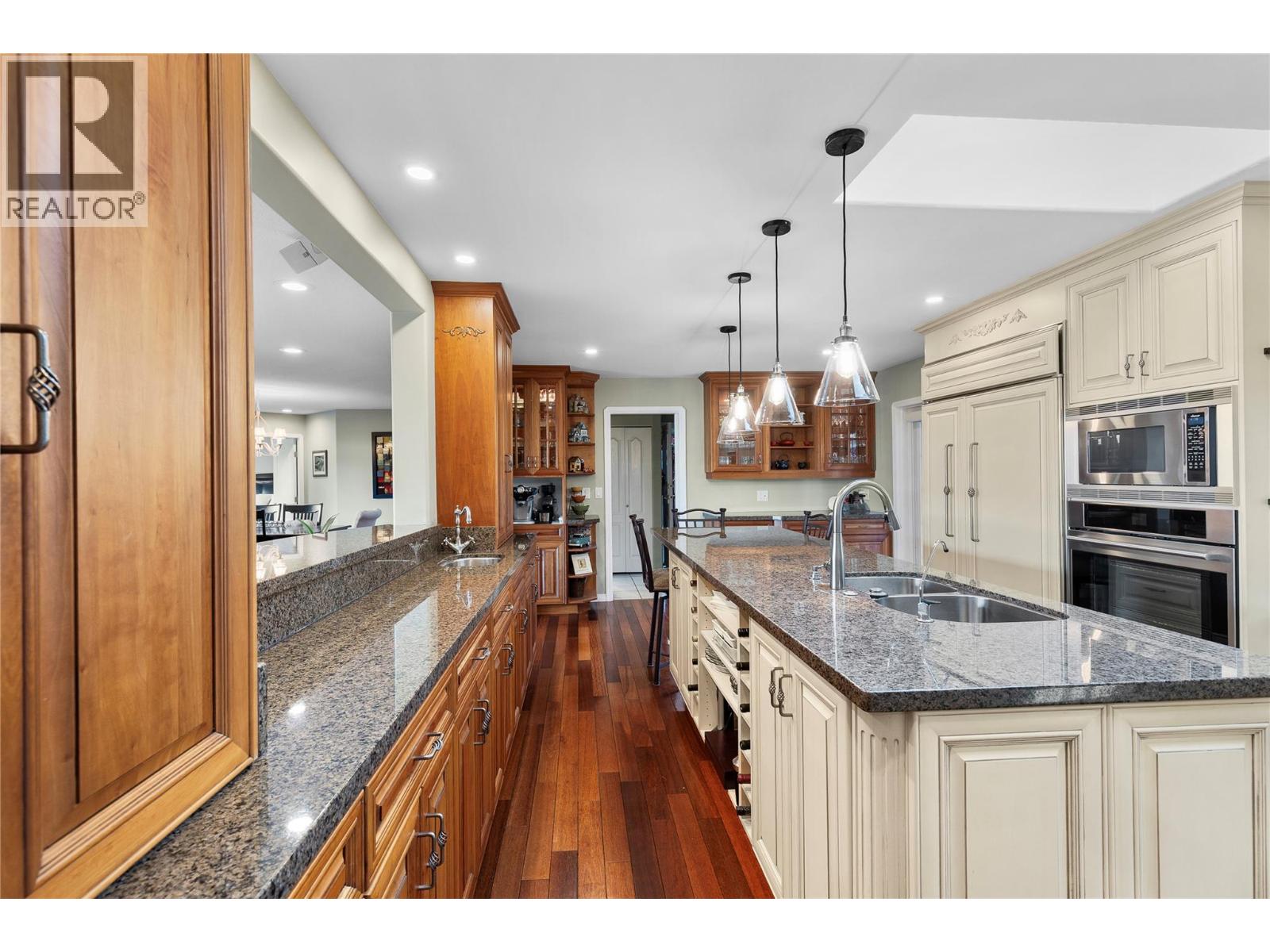 13709 Nash Drive, Coldstream, British Columbia  V1B 1X9 - Photo 6 - 10371825