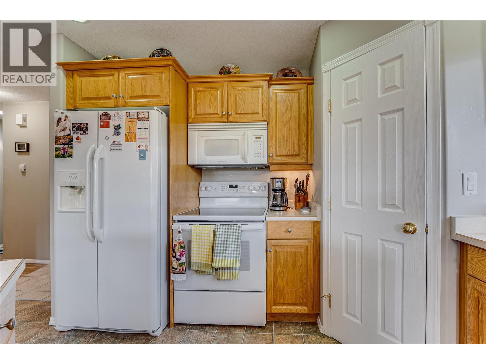 855 8 Avenue, Vernon, British Columbia  V1H 1Z1 - Photo 10 - 10371861