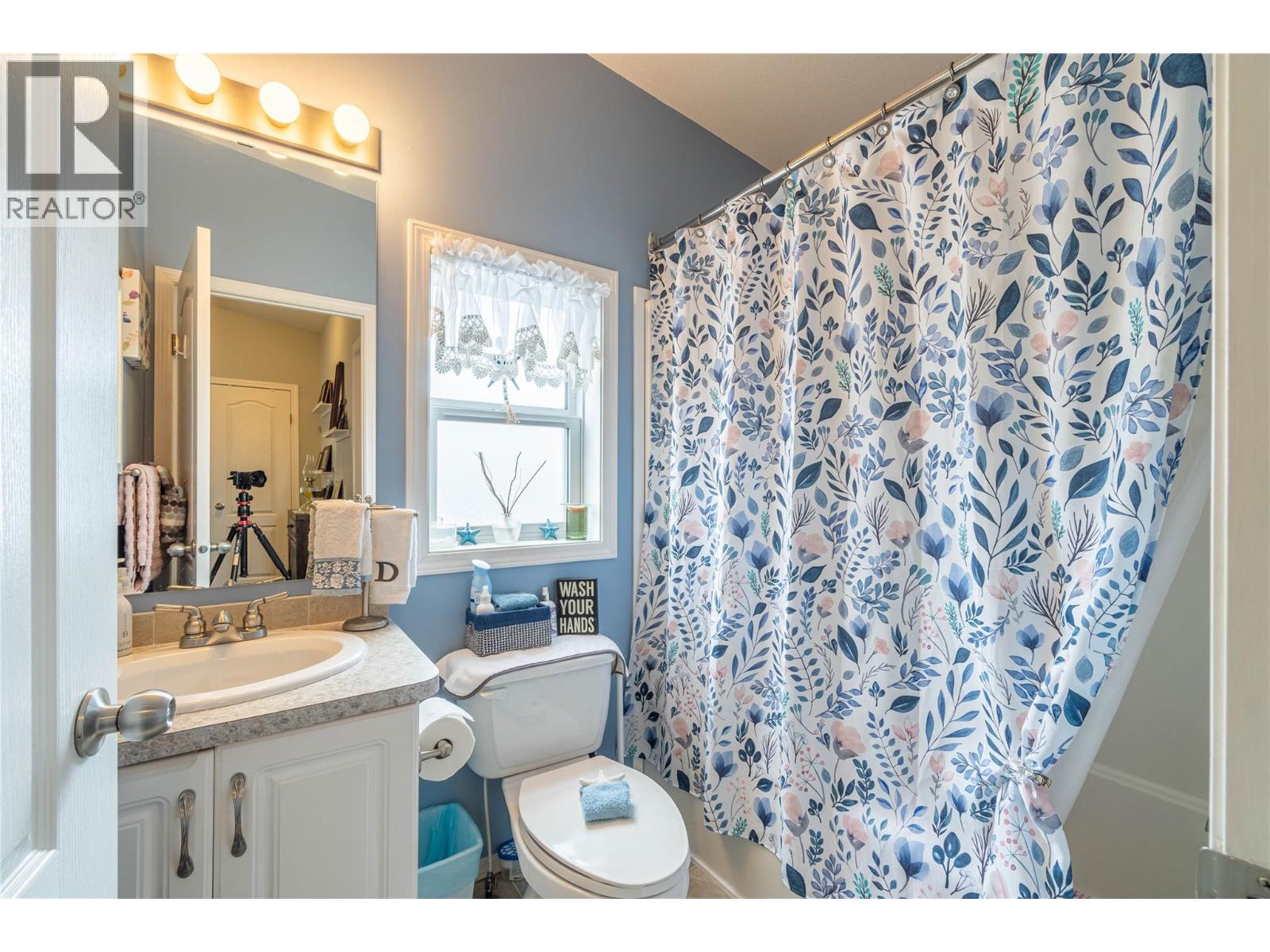 768 Shuswap Road E Unit# 1, Kamloops, British Columbia  V2H 0A4 - Photo 11 - 10371838