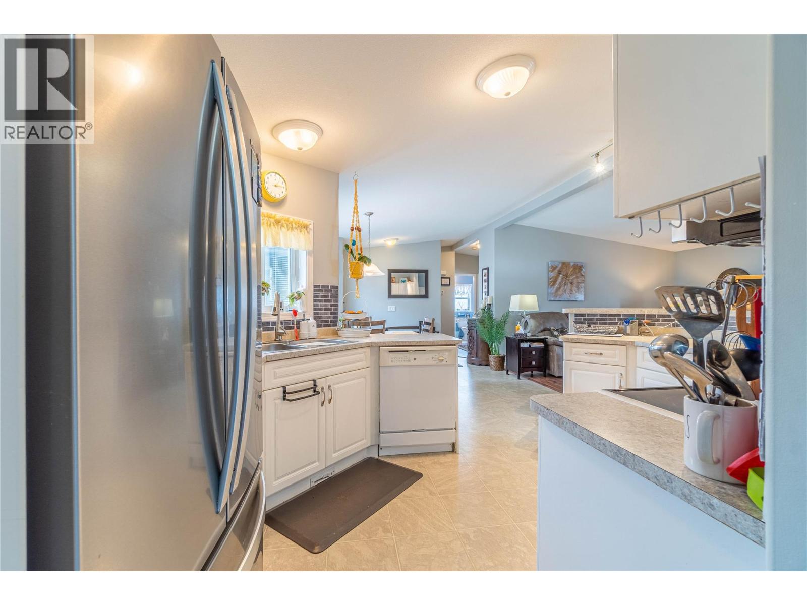 768 Shuswap Road E Unit# 1, Kamloops, British Columbia  V2H 0A4 - Photo 19 - 10371838