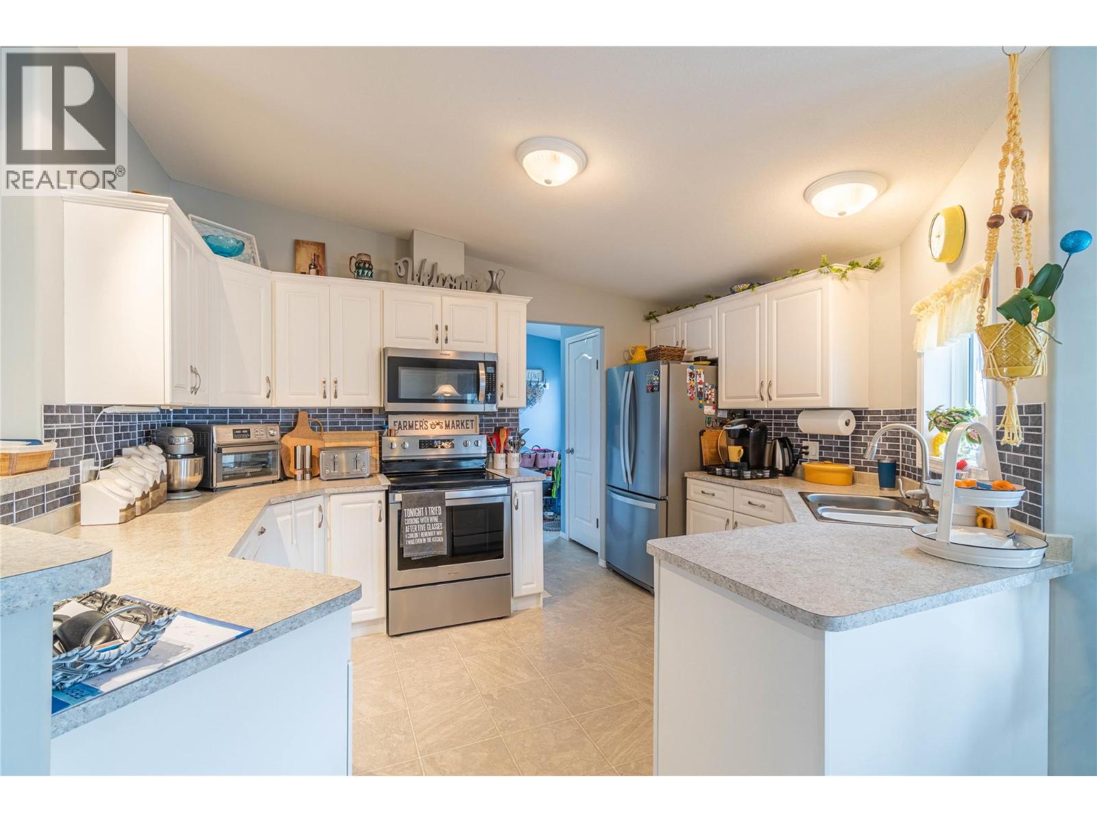 768 Shuswap Road E Unit# 1, Kamloops, British Columbia  V2H 0A4 - Photo 21 - 10371838