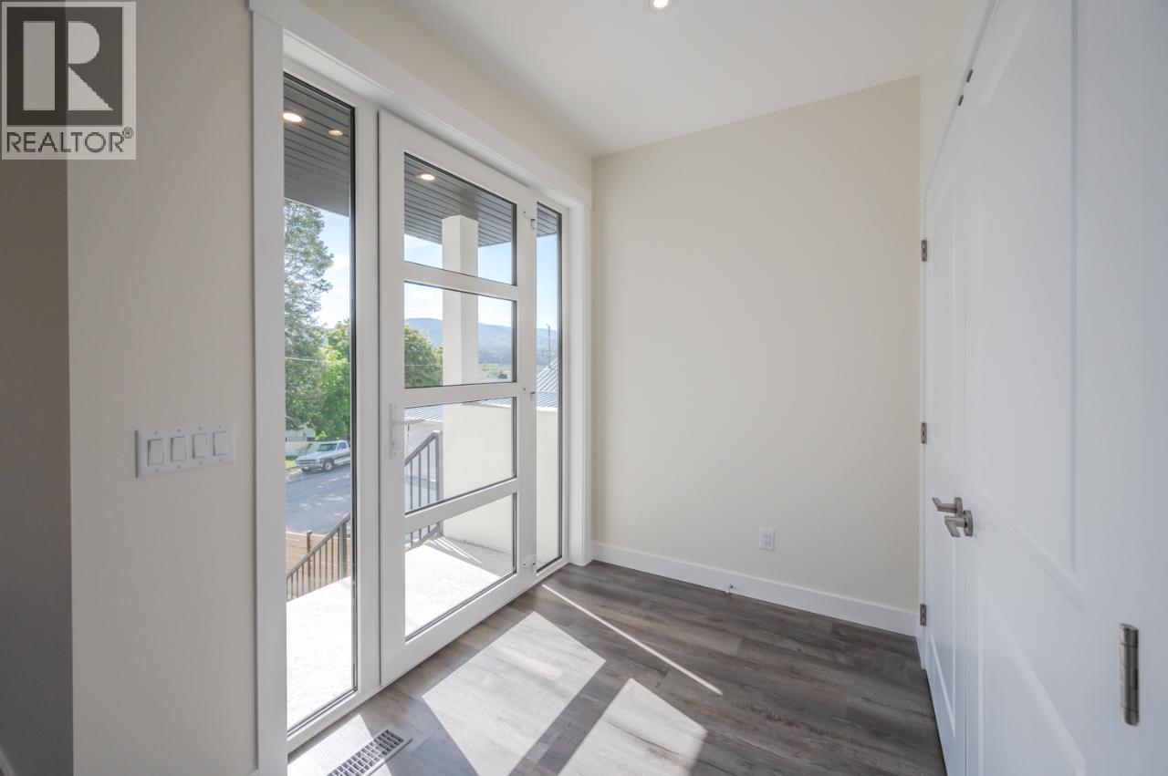 6380 Okanagan Street, Oliver, British Columbia  V0H 1T0 - Photo 12 - 10371797