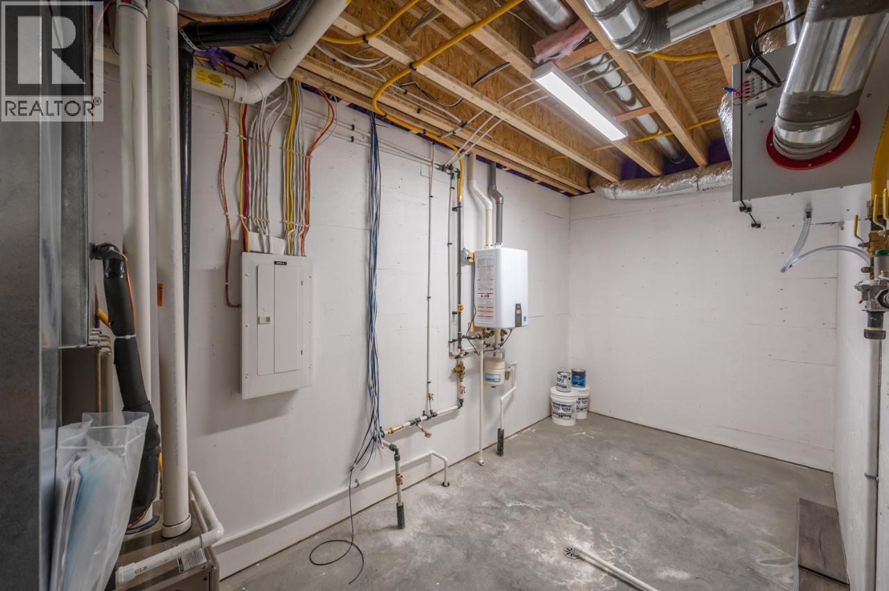 6380 Okanagan Street, Oliver, British Columbia  V0H 1T0 - Photo 41 - 10371797