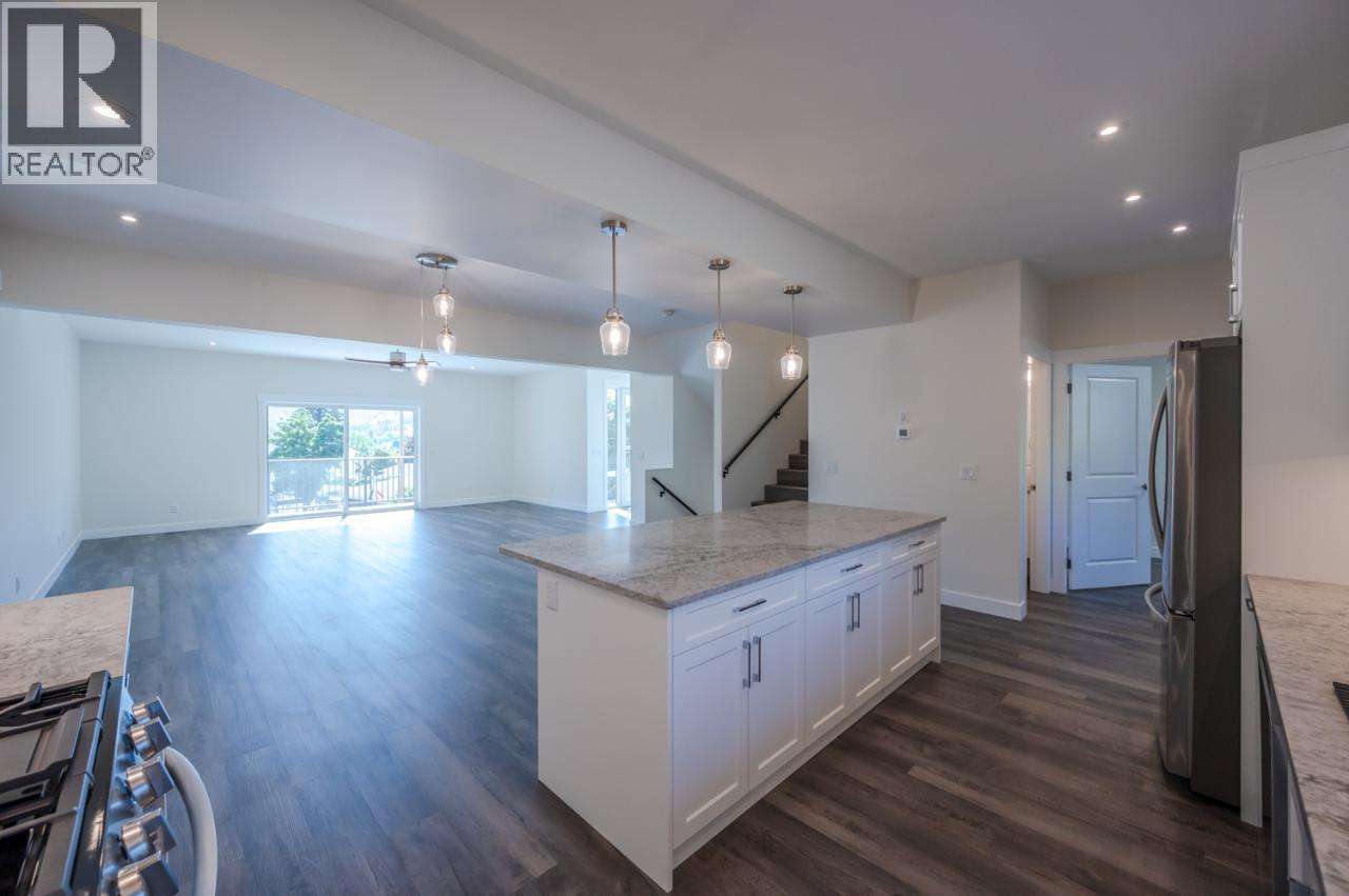 6380 Okanagan Street, Oliver, British Columbia  V0H 1T0 - Photo 8 - 10371797