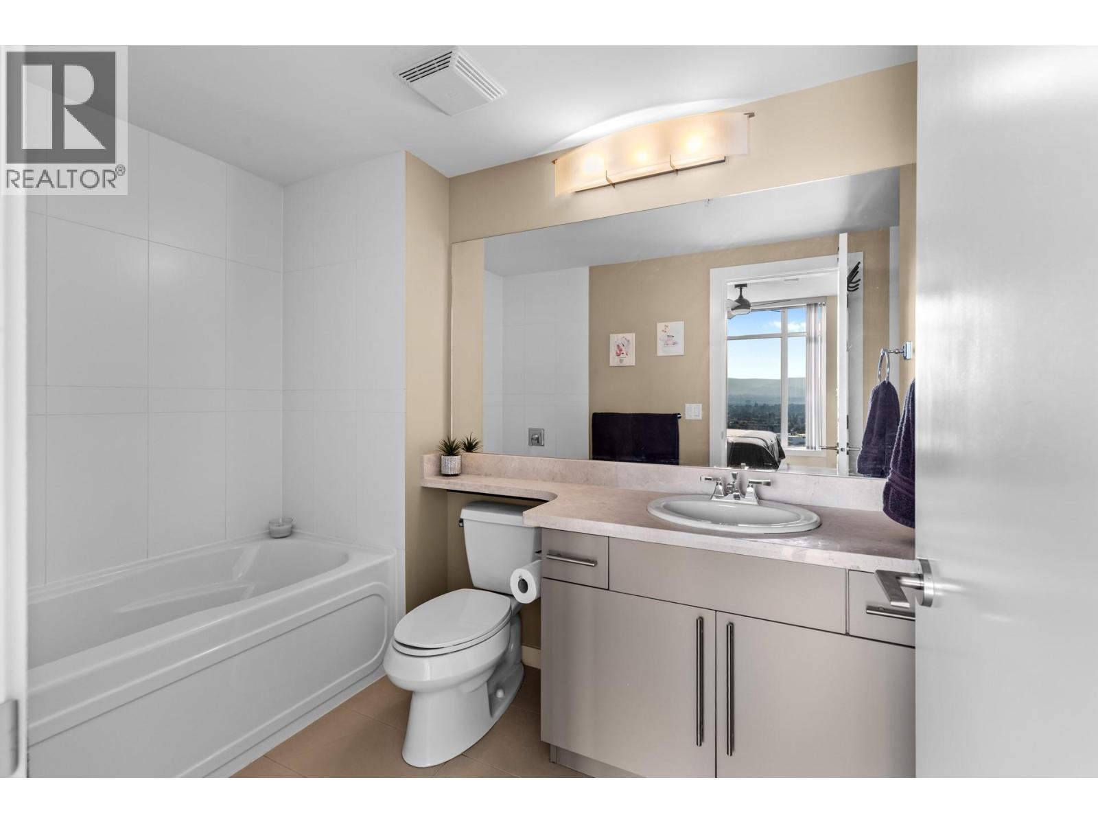 1075 Sunset Drive Unit# 2103, Kelowna, British Columbia  V1Y 9Y9 - Photo 27 - 10371782