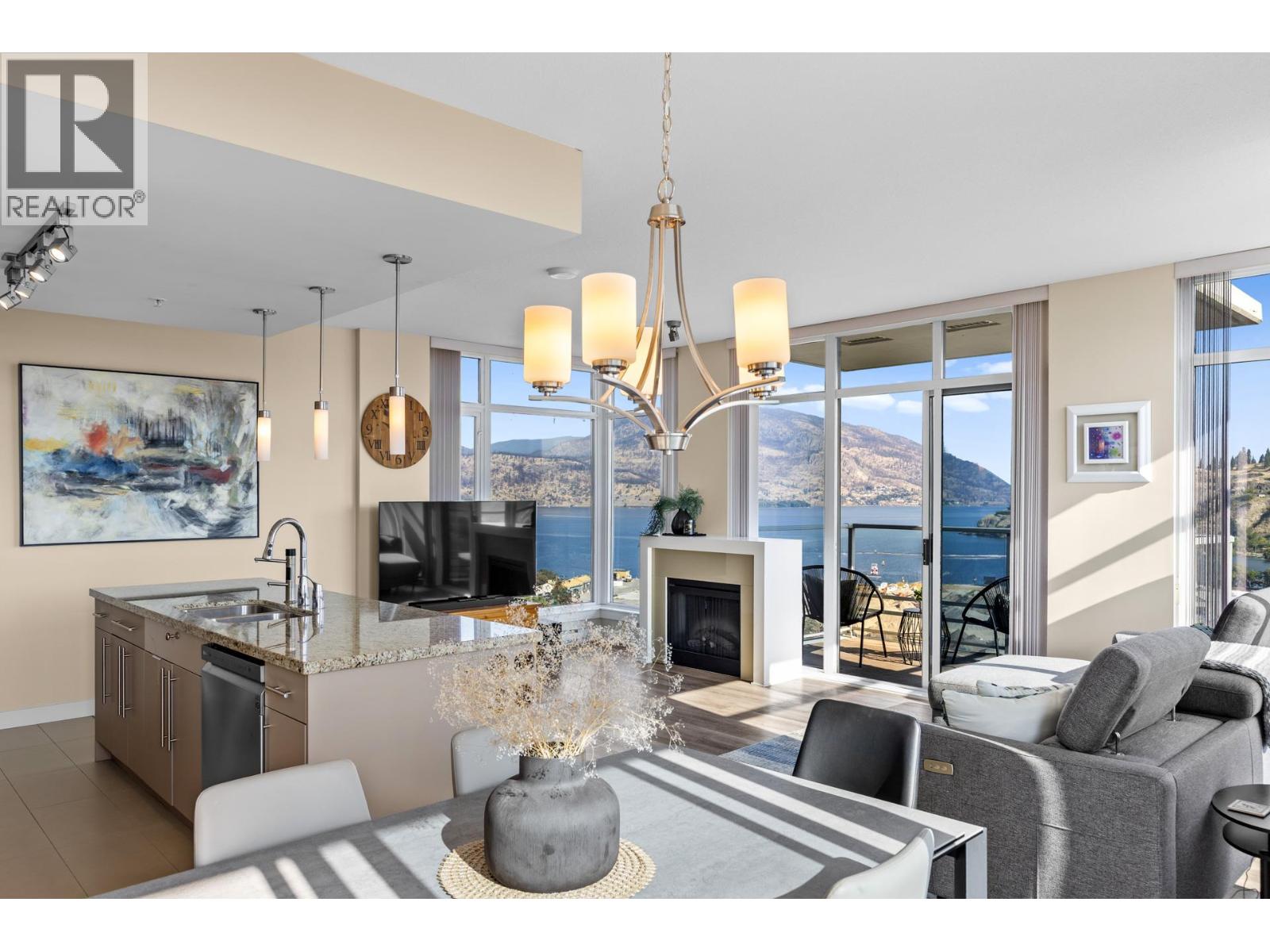 1075 Sunset Drive Unit# 2103, Kelowna, British Columbia  V1Y 9Y9 - Photo 3 - 10371782