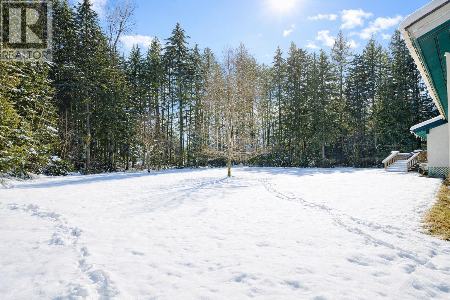 1557 Nichol Road, Revelstoke, British Columbia  V0E 2S1 - Photo 2 - 10371737