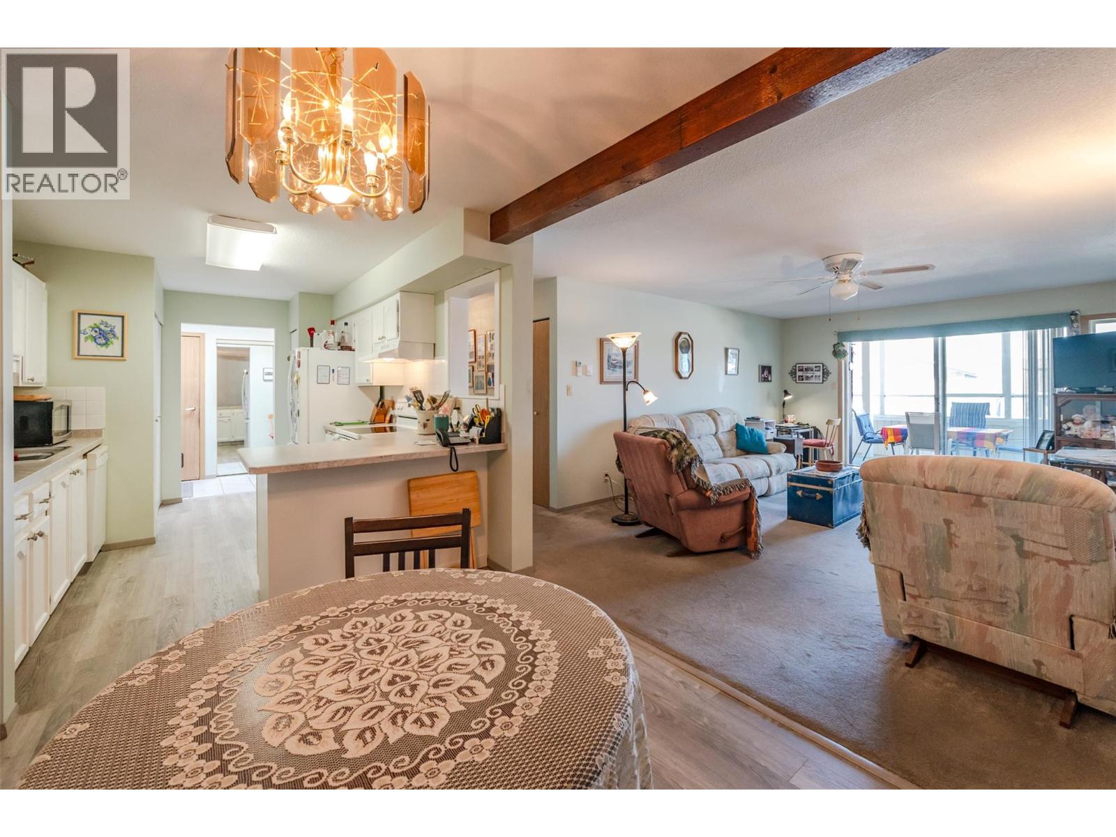 195 Warren Avenue W Unit# 406, Penticton, British Columbia  V2A 3N1 - Photo 4 - 10371922