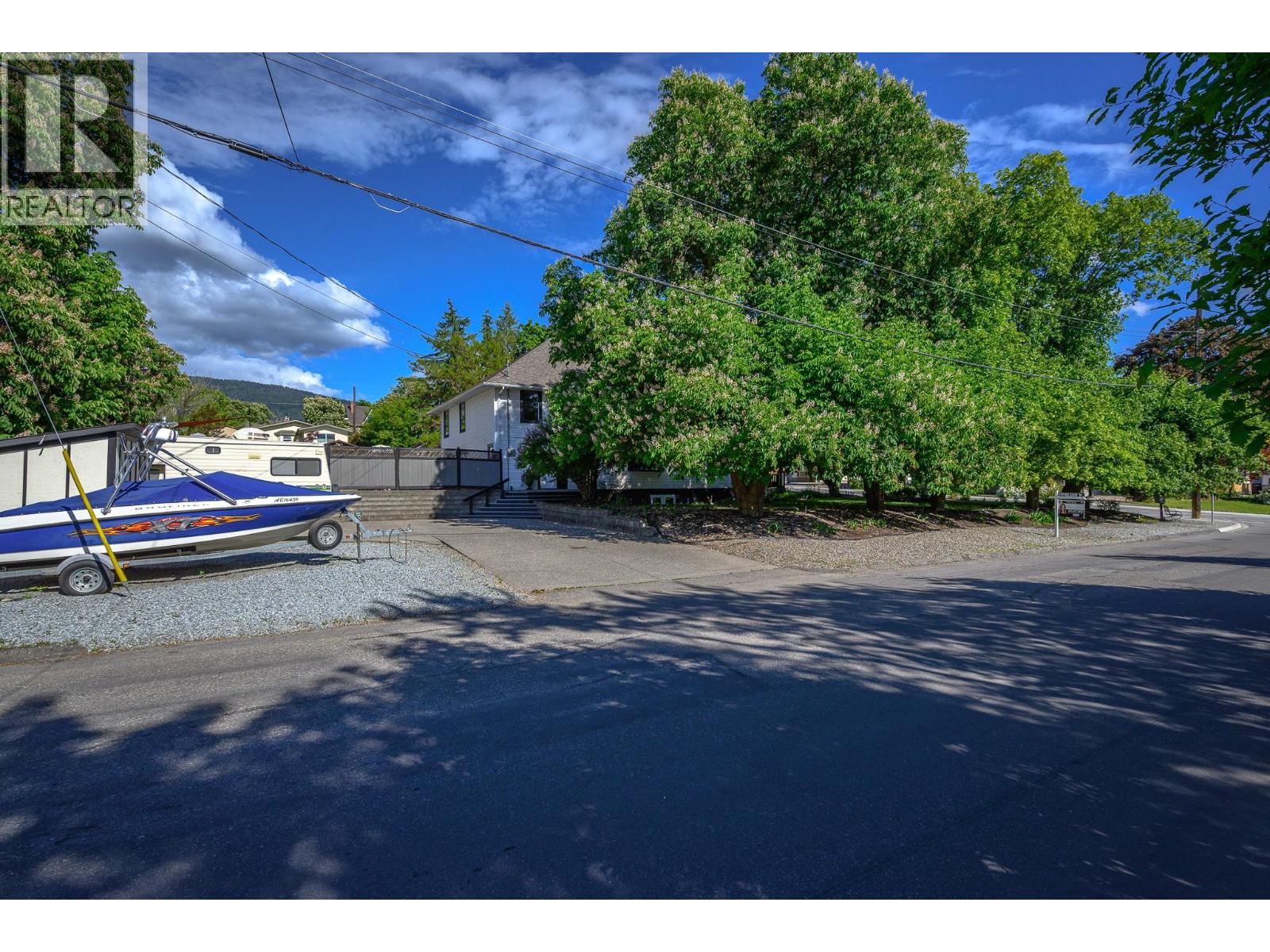 1805 32 Avenue, Vernon, British Columbia  V1T 2J5 - Photo 66 - 10371823