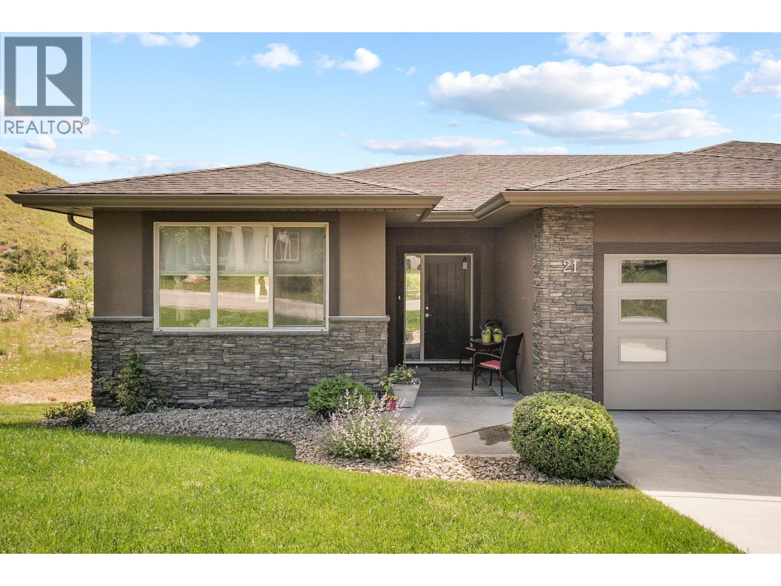 2421 Glacier Court Unit# 21, Kelowna, British Columbia  V1V 3A6 - Photo 2 - 10371872