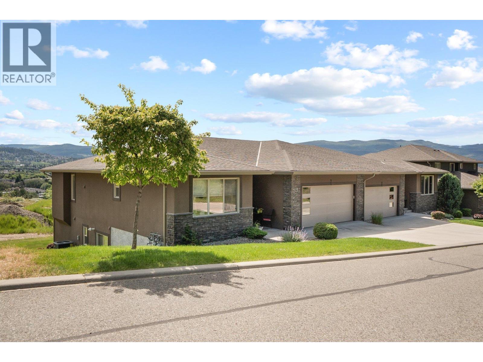 2421 Glacier Court Unit# 21, Kelowna, British Columbia  V1V 3A6 - Photo 3 - 10371872