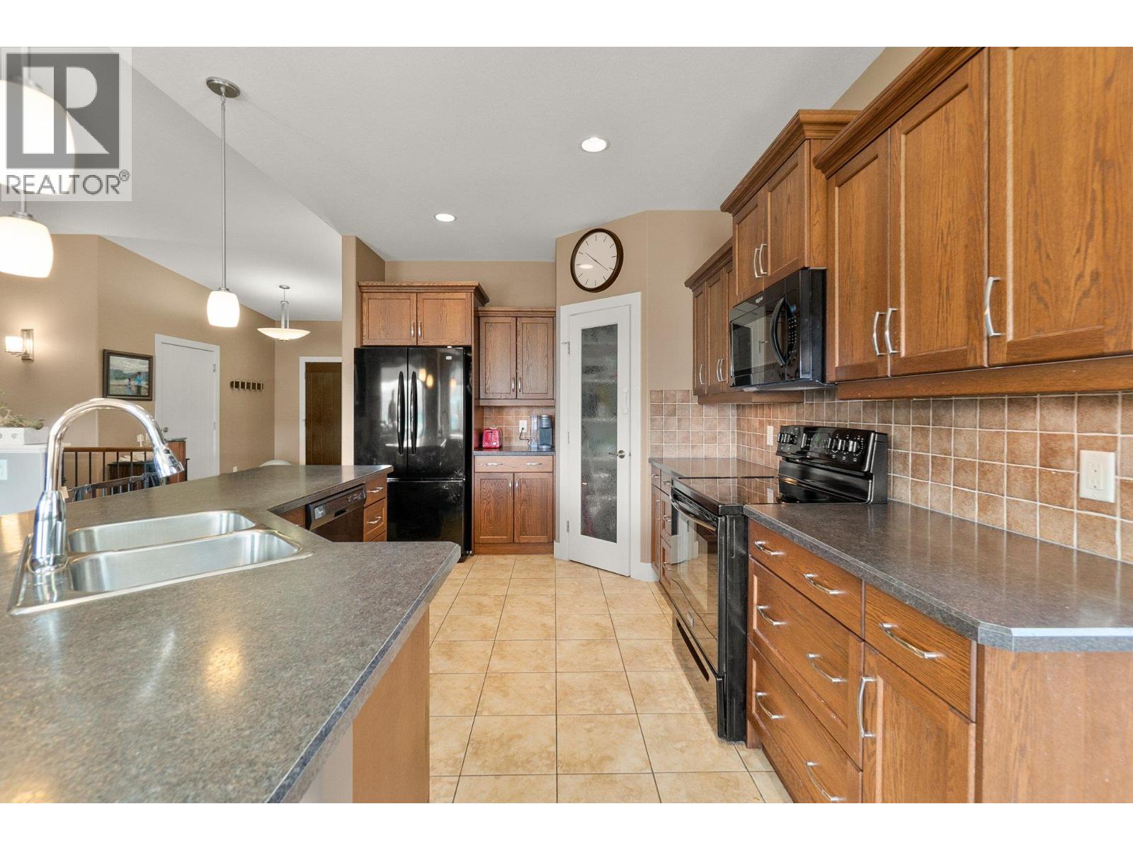 2421 Glacier Court Unit# 21, Kelowna, British Columbia  V1V 3A6 - Photo 6 - 10371872