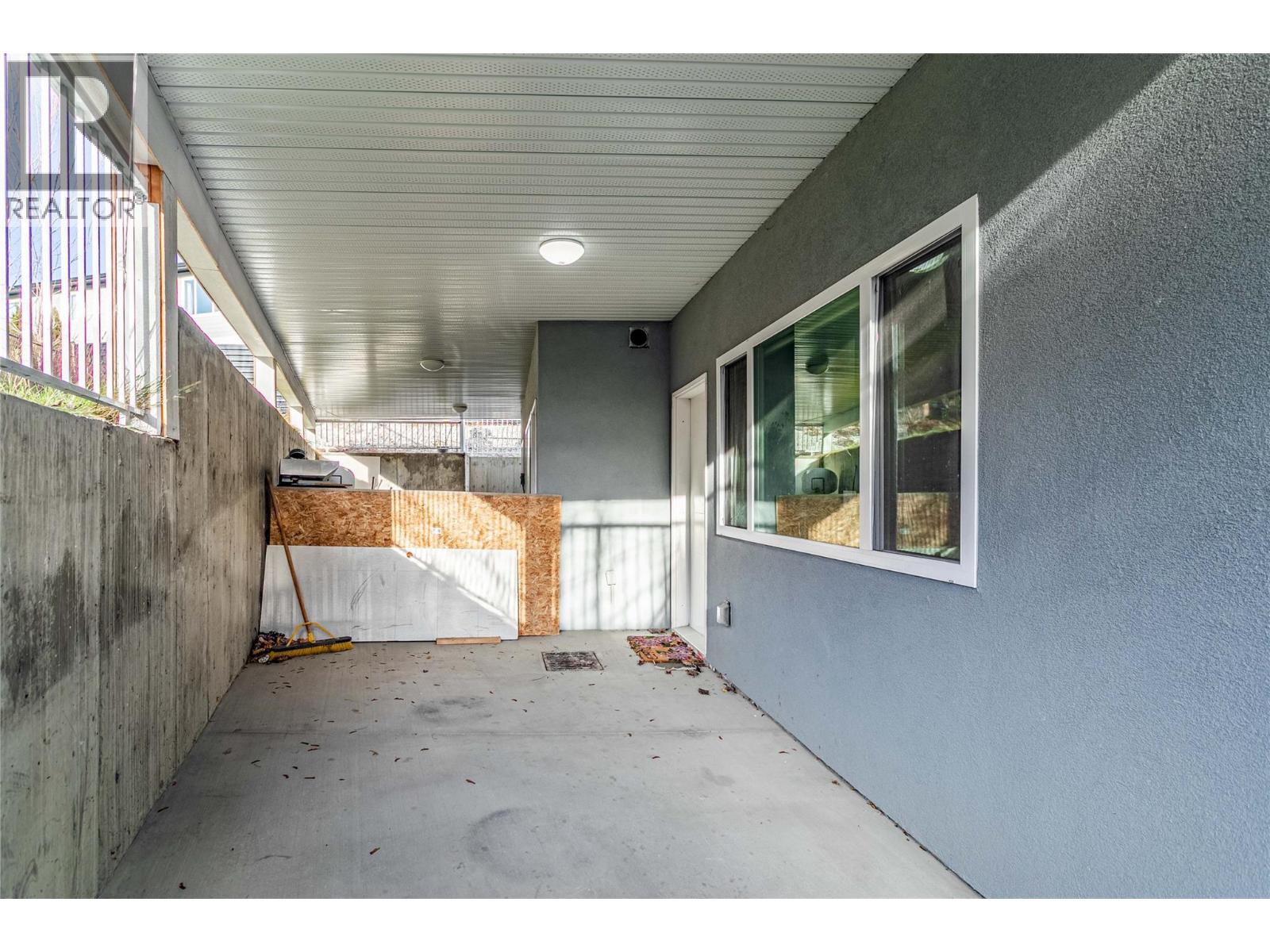 148 Summerhill Place, Kelowna, British Columbia  V1V 1T6 - Photo 33 - 10371576