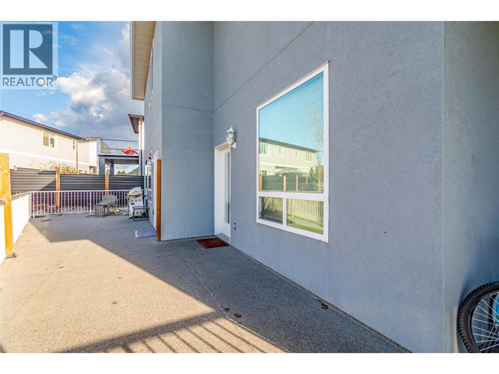 146 Summerhill Place, Kelowna, British Columbia  V1V 1T6 - Photo 8 - 10370773