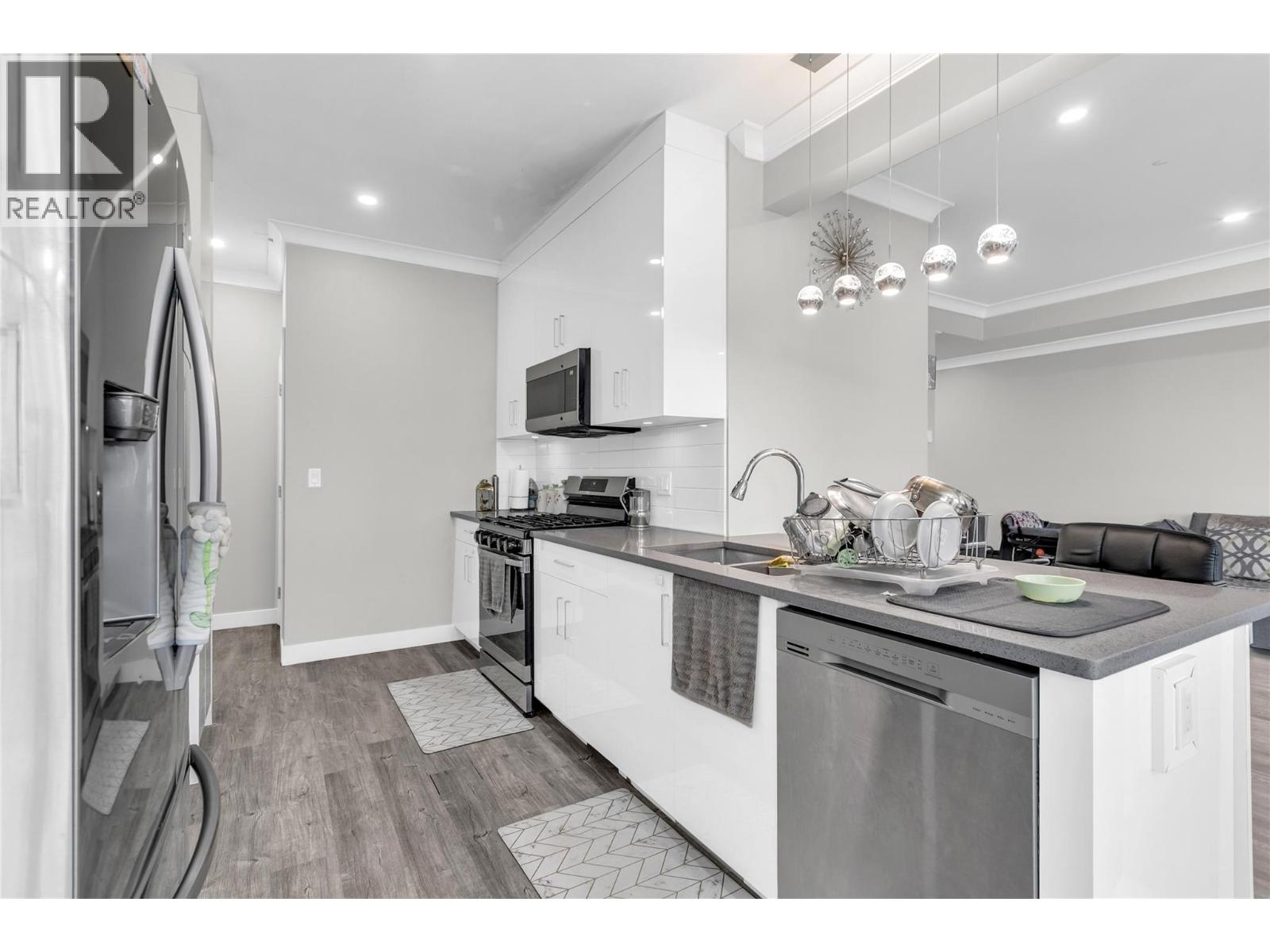 146 Summerhill Place, Kelowna, British Columbia  V1V 1T6 - Photo 9 - 10370773