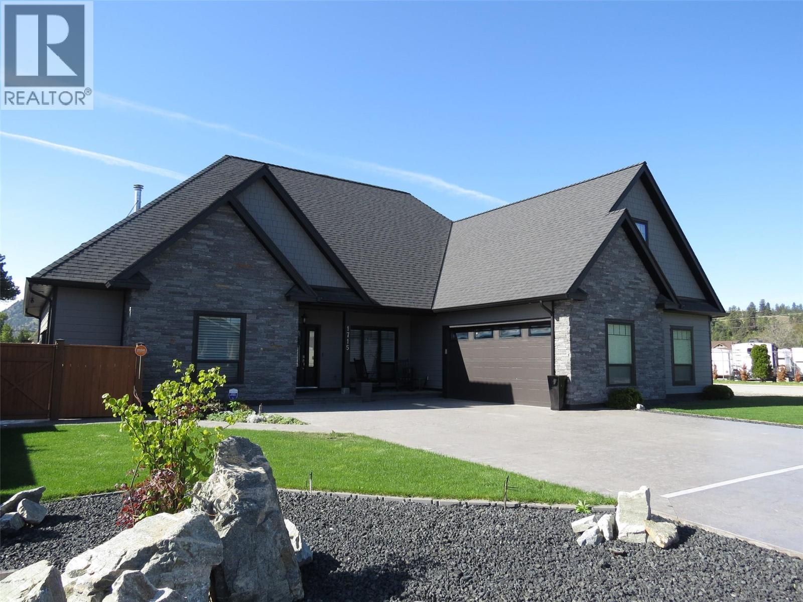 1715 Britton Road, Summerland, British Columbia  V0H 1Z9 - Photo 1 - 10371961