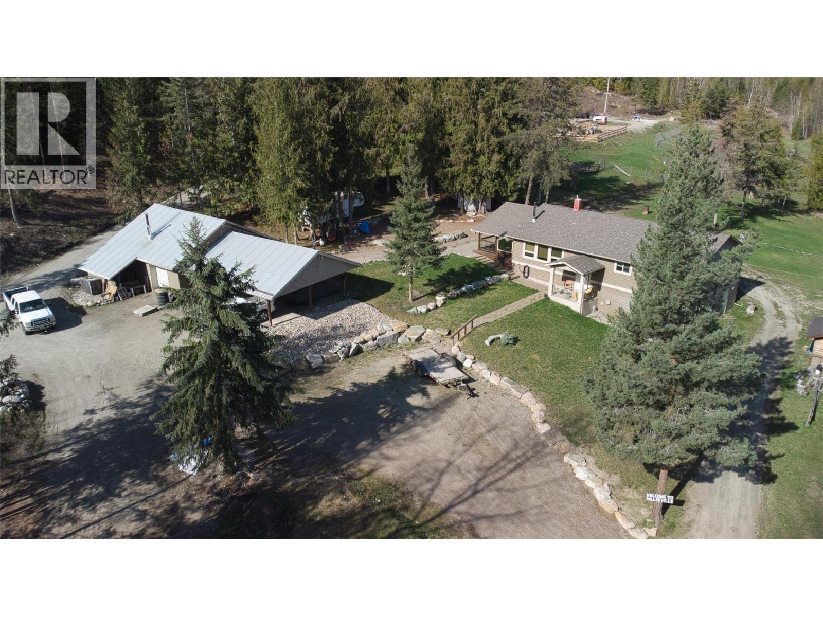 348 Creighton Valley Road, Lumby, British Columbia  V0E 2G1 - Photo 3 - 10371784