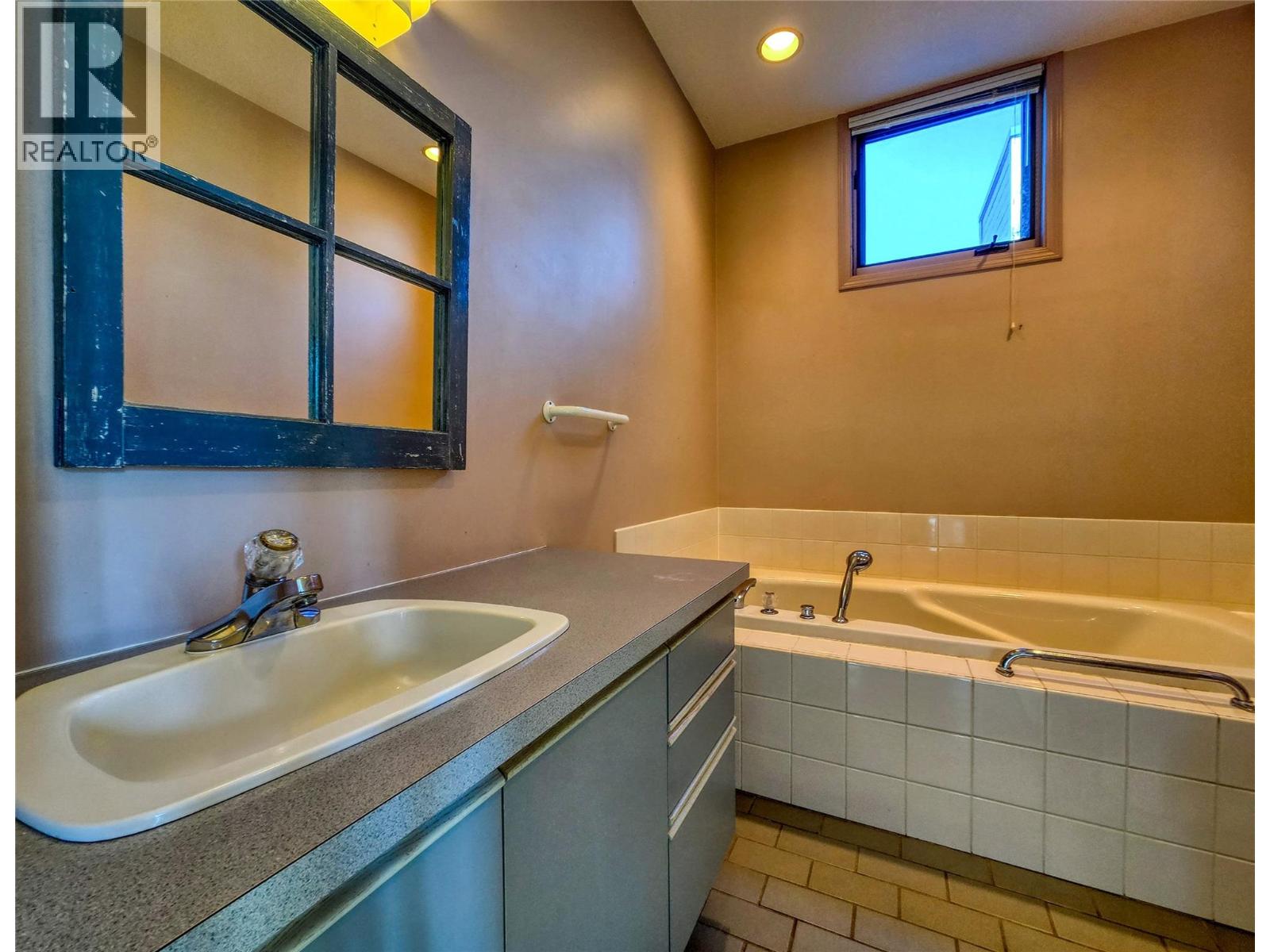 402 12th Avenue, Invermere, British Columbia  V0A 1K0 - Photo 31 - 10371907